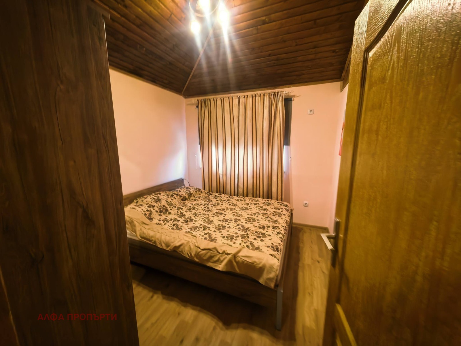 Продава КЪЩА, гр. София, Център, снимка 10 - Къщи - 54520673