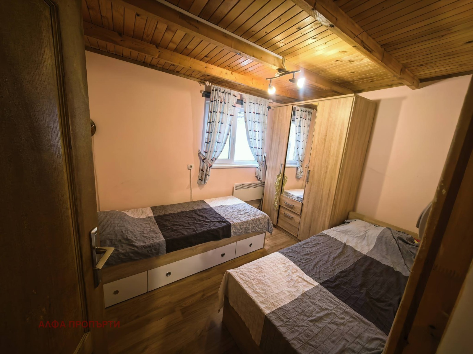 Продава КЪЩА, гр. София, Център, снимка 11 - Къщи - 54520673