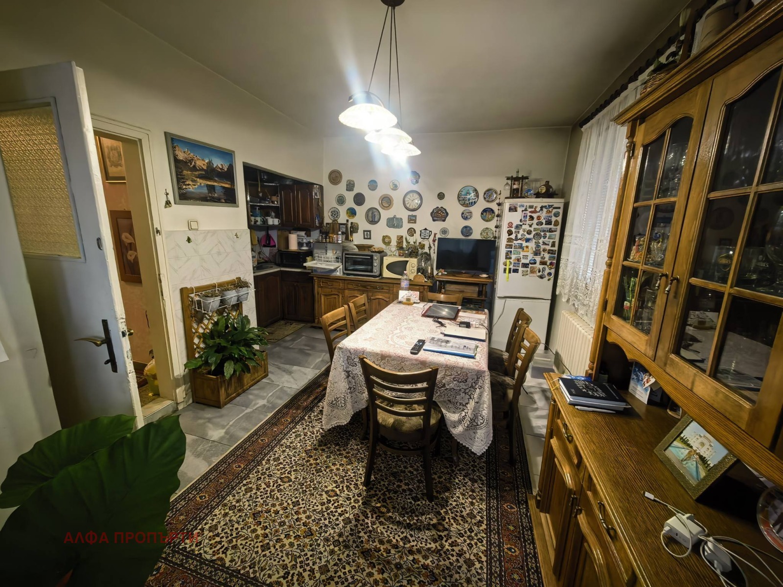 Продава КЪЩА, гр. София, Център, снимка 4 - Къщи - 54520673