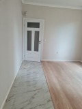 Продава 2-СТАЕН, гр. Варна, к.к. Св.Св. Константин и Елена, снимка 2