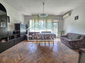 Продаја 2 спаваће собе