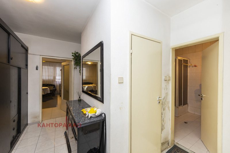 Продава 3-СТАЕН, гр. София, Банишора, снимка 12 - Апартаменти - 52735975