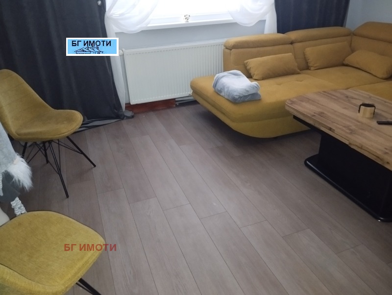 Продава ЕТАЖ ОТ КЪЩА, гр. Враца, Център