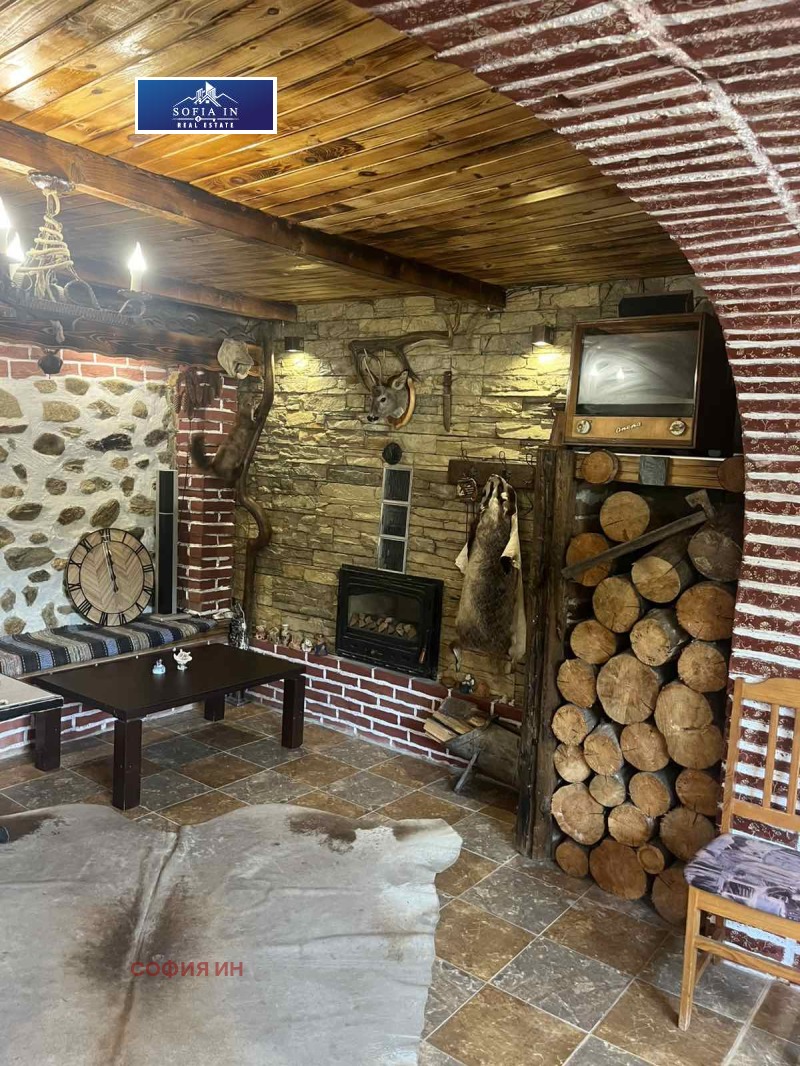 Te koop  Huis regio Kjoestendil , Usojka , 240 m² | 98384743 - afbeelding [3]