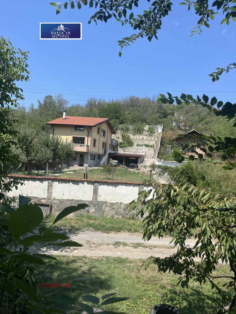 Te koop  Huis regio Kjoestendil , Usojka , 240 m² | 98384743 - afbeelding [2]