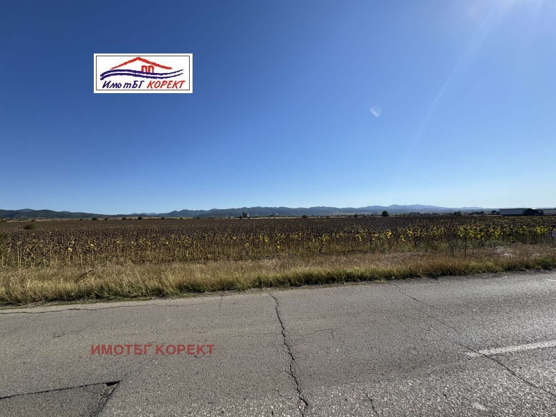 Eladó  Cselekmény Sofia , Novi Iskar , 4238 négyzetméter | 69278158 - kép [3]