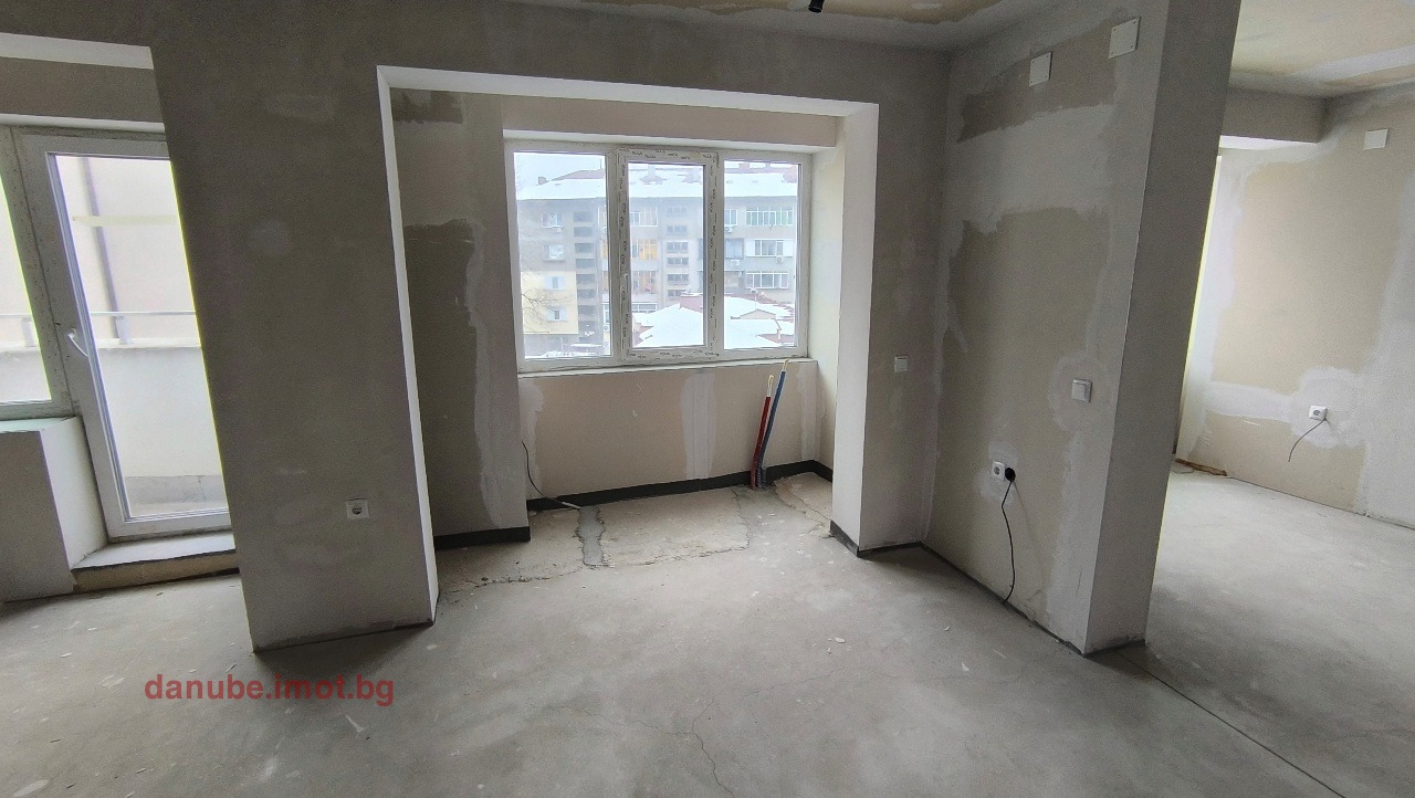 Продава 3-СТАЕН, гр. Русе, Център, снимка 11 - Апартаменти - 55266053