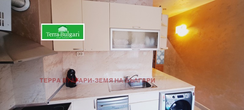 Na prodej  1 ložnice Pernik , Iztok , 57 m2 | 97674386 - obraz [5]