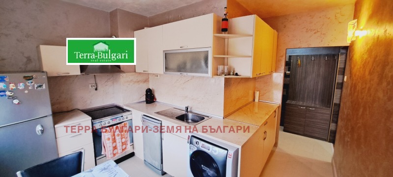 Na prodej  1 ložnice Pernik , Iztok , 57 m2 | 97674386 - obraz [3]