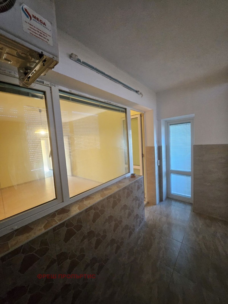 En venta  2 dormitorios Sofia , Lyulin 10 , 95 metros cuadrados | 90937136 - imagen [14]