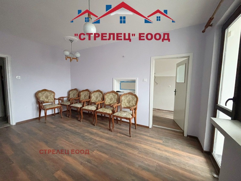 Продава 4-СТАЕН, гр. Добрич, Център, снимка 2 - Апартаменти - 52814664