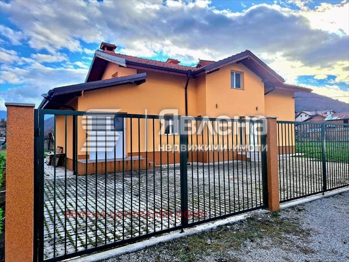 Продава КЪЩА, с. Доспей, област София област, снимка 4 - Къщи - 53713815