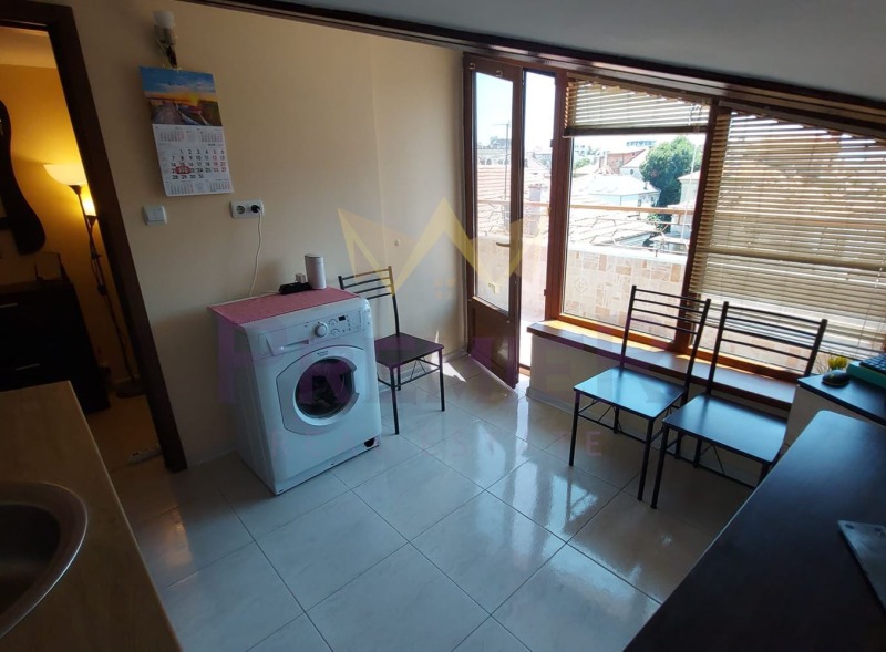 Te koop  2 slaapkamers Burgas , Tsentar , 61 m² | 67111881 - afbeelding [5]