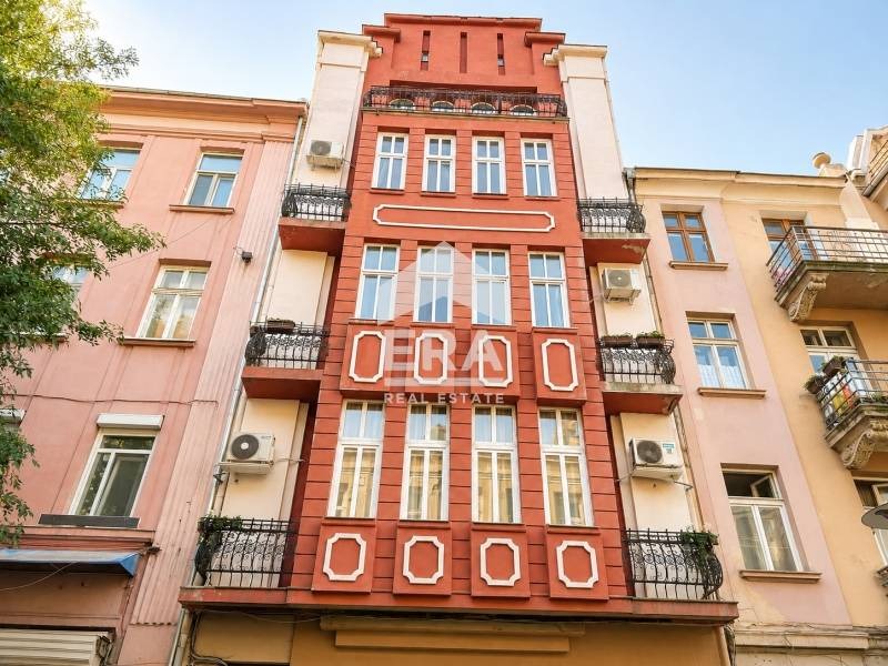 Продава 3-СТАЕН, гр. София, Център