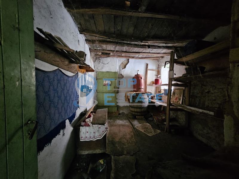 Продава КЪЩА, с. Страхилово, област Велико Търново, снимка 10 - Къщи - 49287537