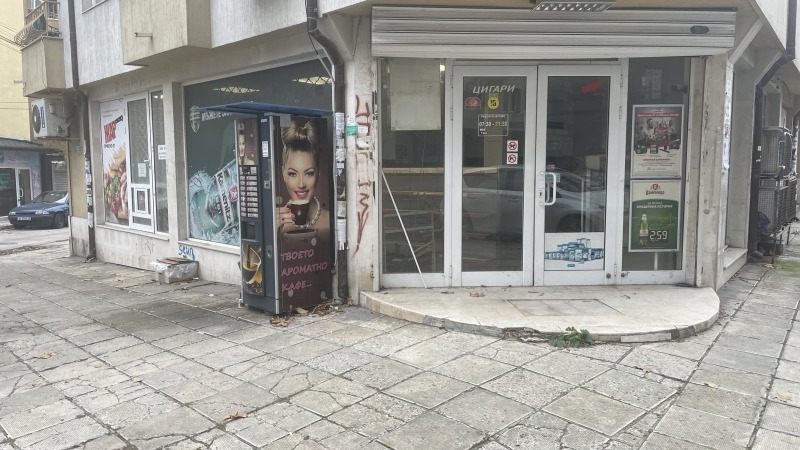 Продава  Магазин град Варна , Погреби , 123 кв.м | 17100020 - изображение [2]