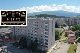 2 slaapkamers Iztok, Pernik 1