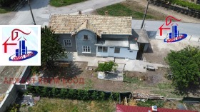 Casa Tsarev brod, región Shumen
