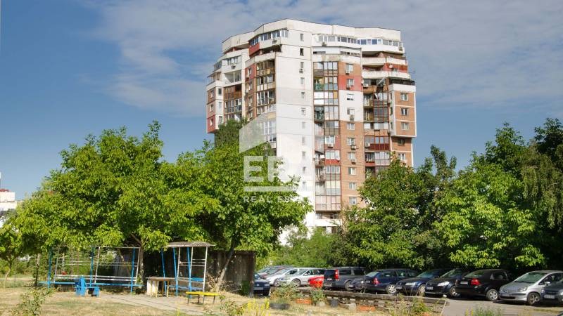 De vânzare  2 dormitoare Sofia , Mladost 4 , 106 mp | 49859289