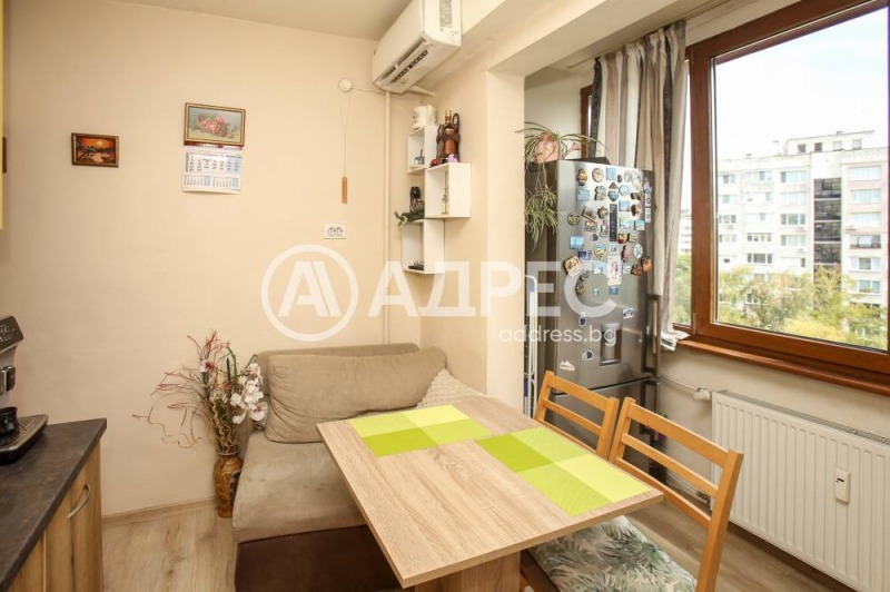 Til salgs  2 soverom Sofia , Mladost 1 , 60 kvm | 55862277 - bilde [2]