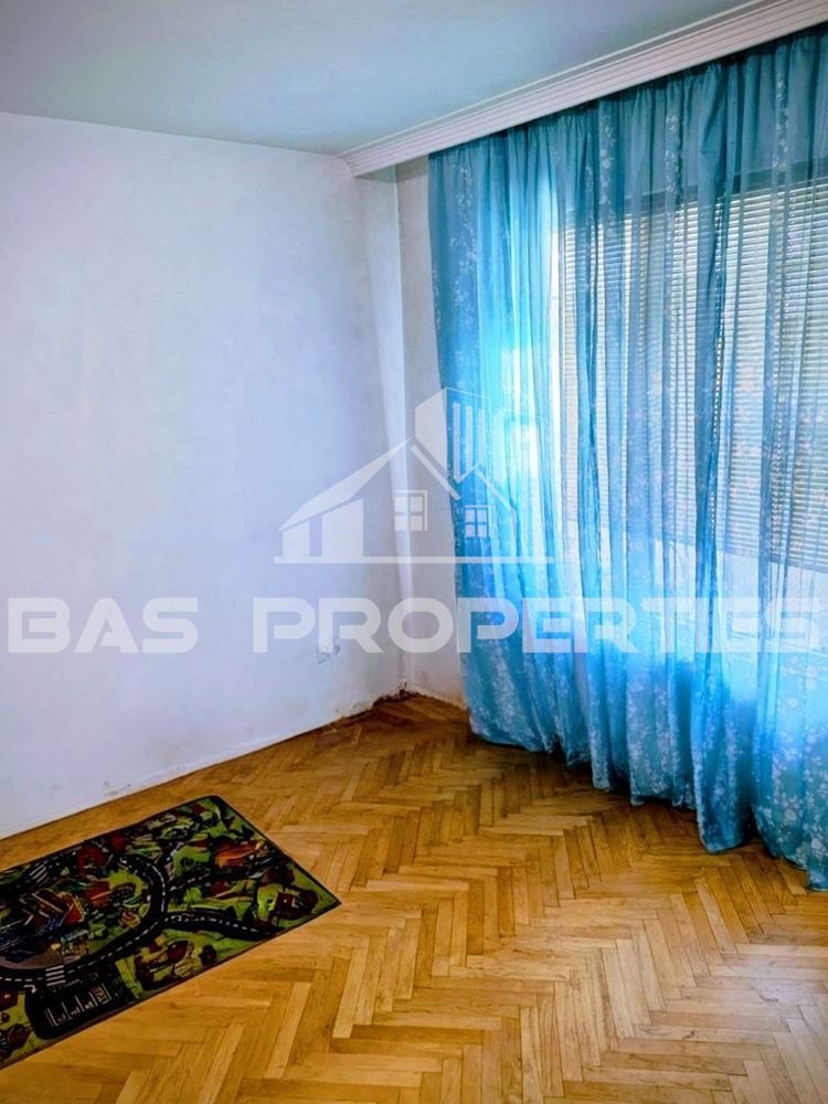 Продава 3-СТАЕН, град София, Красна поляна 2 • 210000 € / 410724.30 лв. • 37529916 1