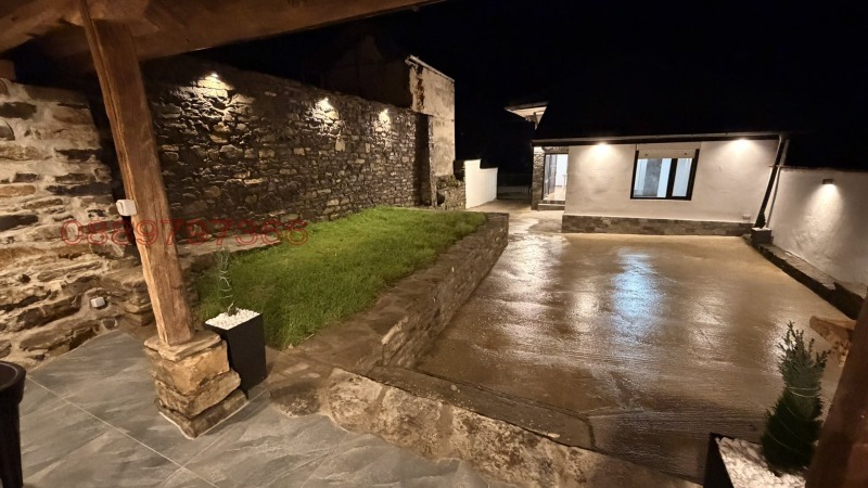 Продава КЪЩА, гр. Троян, област Ловеч, снимка 12 - Къщи - 53513579