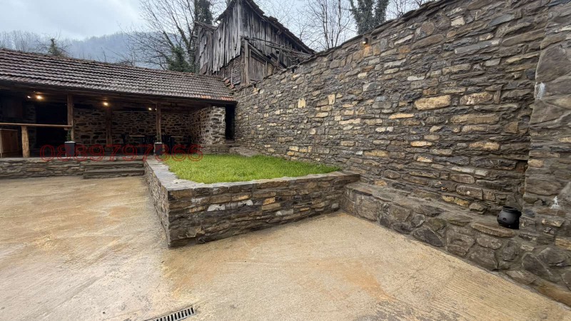 Продава КЪЩА, гр. Троян, област Ловеч, снимка 9 - Къщи - 53513579