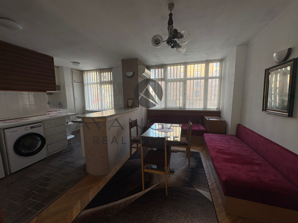 Продава 3-СТАЕН, гр. Пловдив, Кючук Париж, снимка 2 - Апартаменти - 53021564