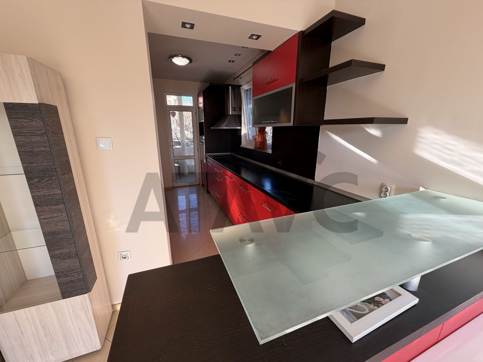 Продава 3-СТАЕН, гр. Пловдив, Кючук Париж, снимка 2 - Апартаменти - 53230894