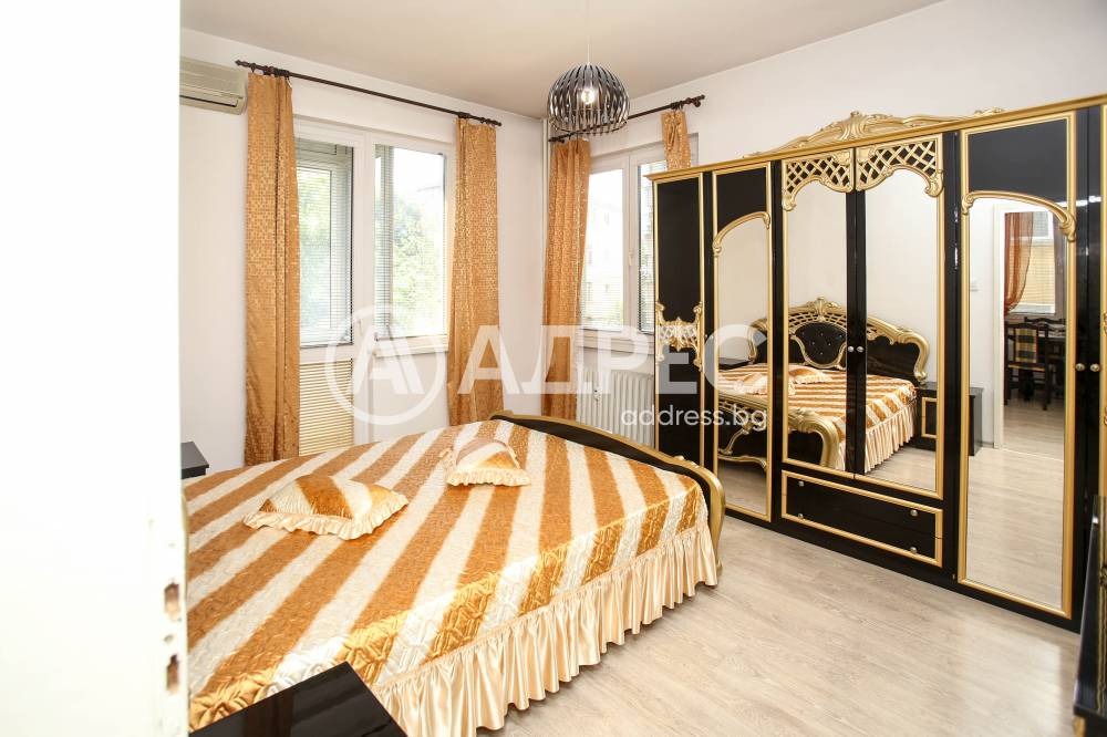 Продава 3-СТАЕН, гр. София, Център