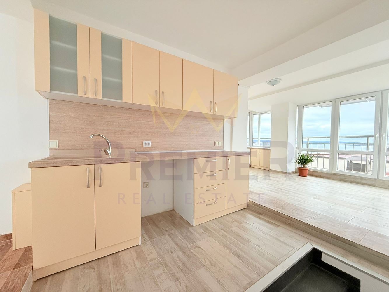 Продава МЕЗОНЕТ, гр. Варна, Христо Ботев, снимка 2 - Апартаменти - 53915317