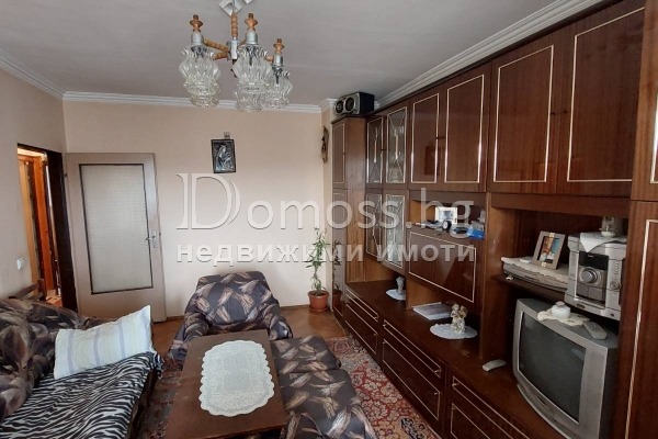 Продава  3-стаен град Благоевград , Еленово 1 , 84 кв.м | 36042153