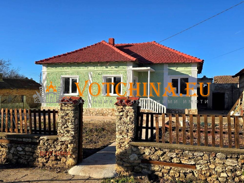 Продава КЪЩА, област Добрич, с. Дропла • 69900 € / 136712.52 лв. • 43525022 1