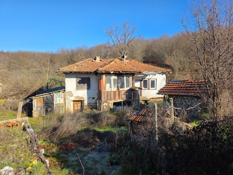 Продава КЪЩА, с. Казачево, област Ловеч, снимка 3 - Къщи - 52773049