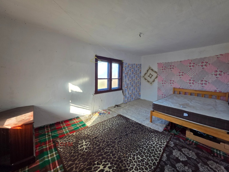 Продава КЪЩА, с. Казачево, област Ловеч, снимка 9 - Къщи - 52773049