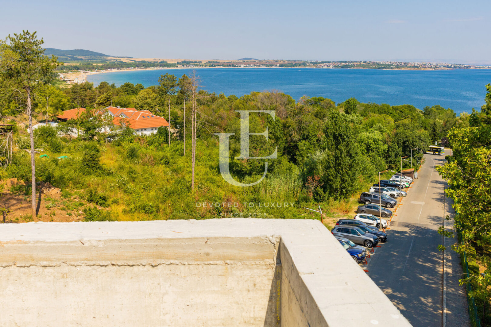 Продава МНОГОСТАЕН, гр. Созопол, област Бургас, снимка 2 - Апартаменти - 54732166