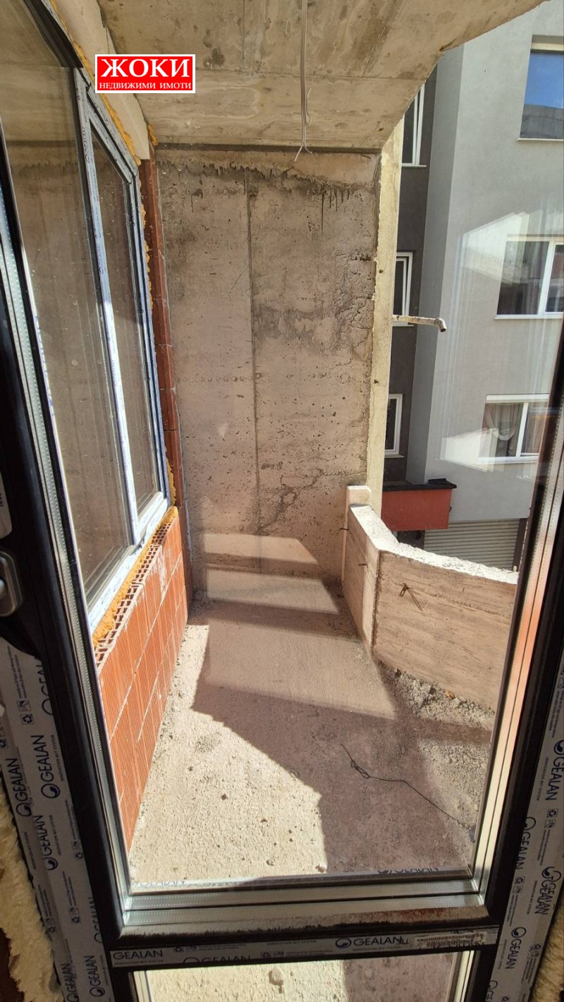 Na sprzedaż  2 sypialnie Pernik , Iztok , 137 mkw | 34127498 - obraz [7]