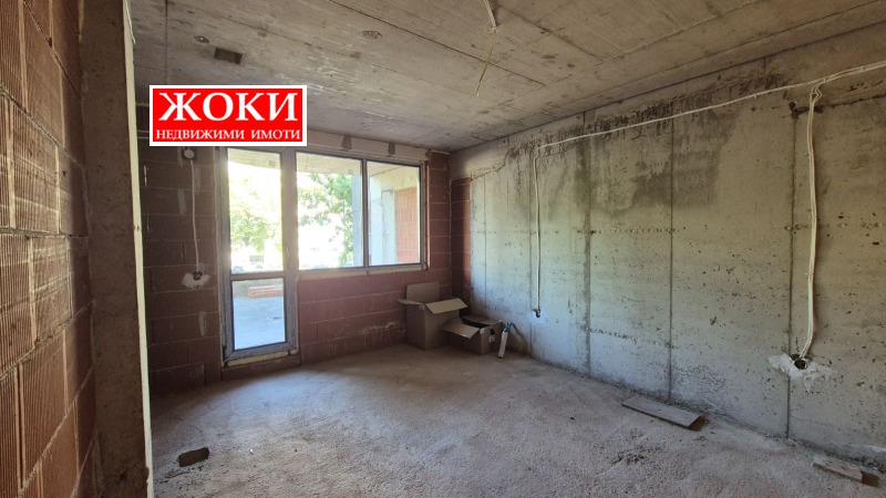 Na sprzedaż  2 sypialnie Pernik , Iztok , 137 mkw | 34127498 - obraz [10]