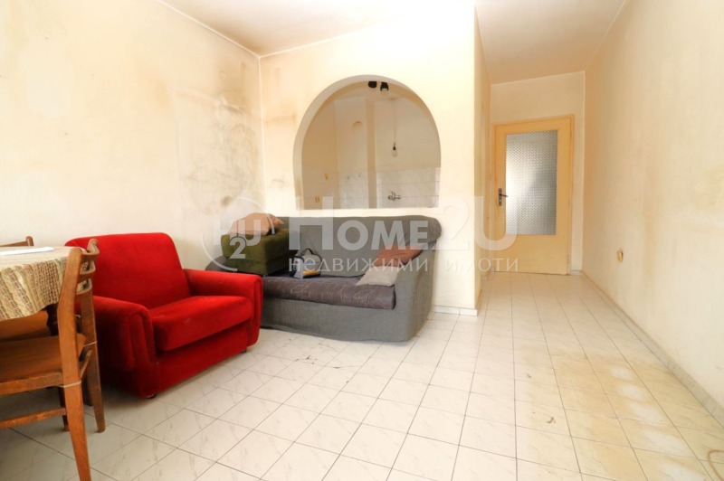 Продава  3-стаен град София , Борово , 84 кв.м | 27207328