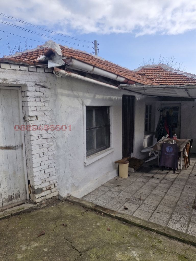 Продава КЪЩА, с. Златна ливада, област Стара Загора, снимка 15 - Къщи - 53138457