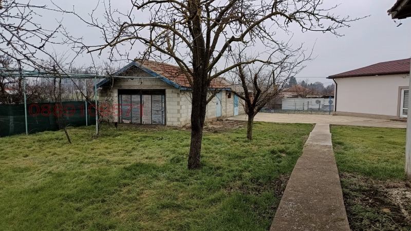 Продава КЪЩА, с. Соколово, област Добрич, снимка 2 - Къщи - 53326599