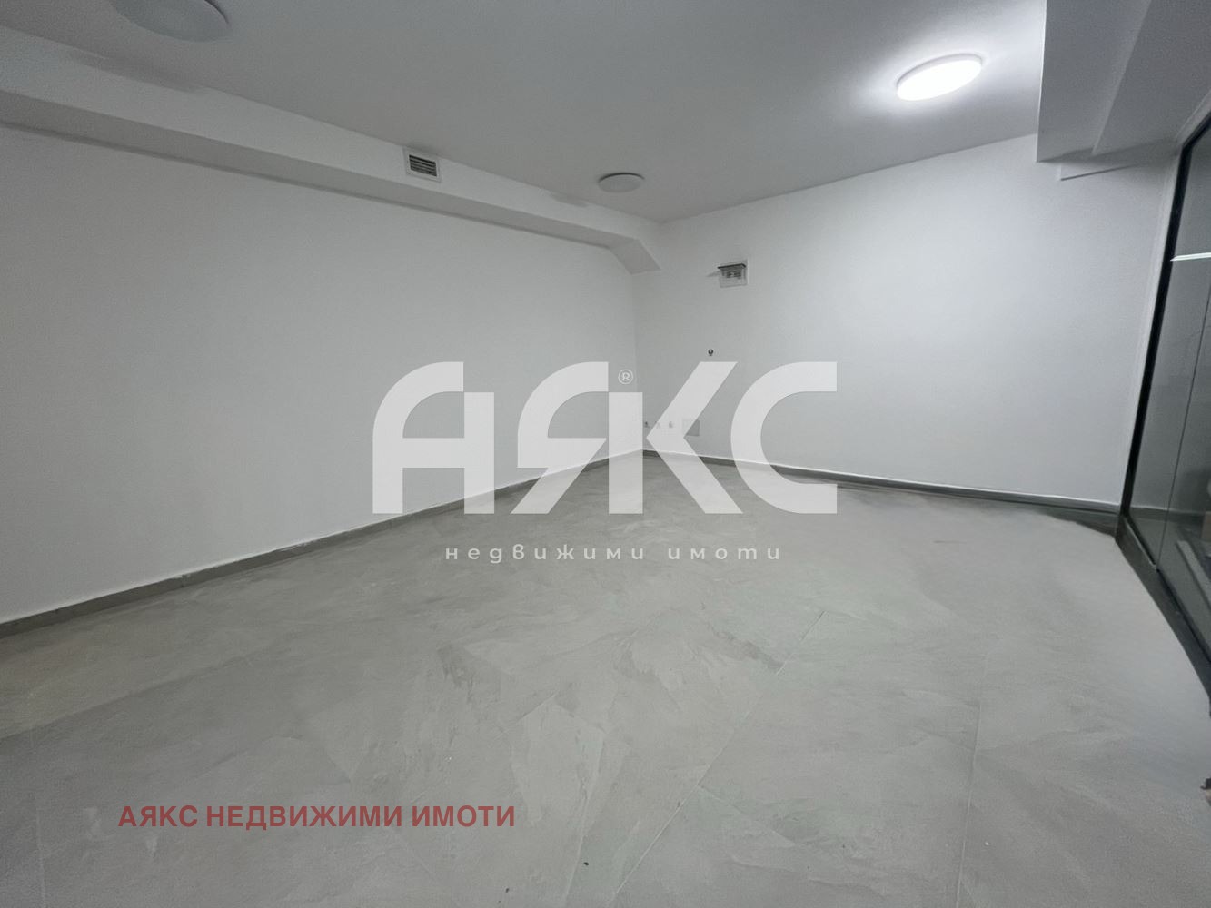 Продава МАГАЗИН, гр. София, Център, снимка 2 - Магазини - 54738874