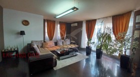 Mais de 3 quartos Karchiiaka, Plovdiv