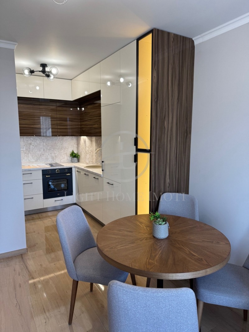 De vânzare  1 dormitor Plovdiv , Sâdiisci , 67 mp | 68260173 - imagine [4]
