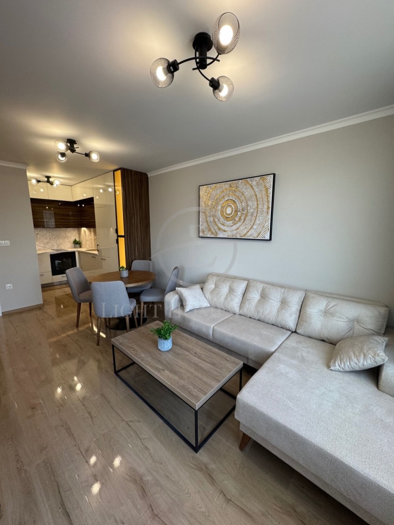 De vânzare  1 dormitor Plovdiv , Sâdiisci , 67 mp | 68260173