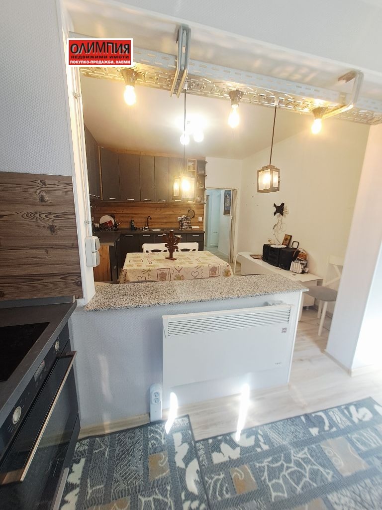 Продава 2-СТАЕН, гр. Плевен, Дружба 4, снимка 2 - Апартаменти - 52952185