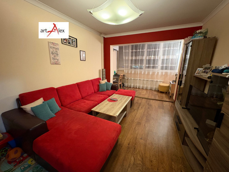 Продава 3-СТАЕН, град София, Дружба 2 • 229000 € / 447885.07 лв. • 93191859 1