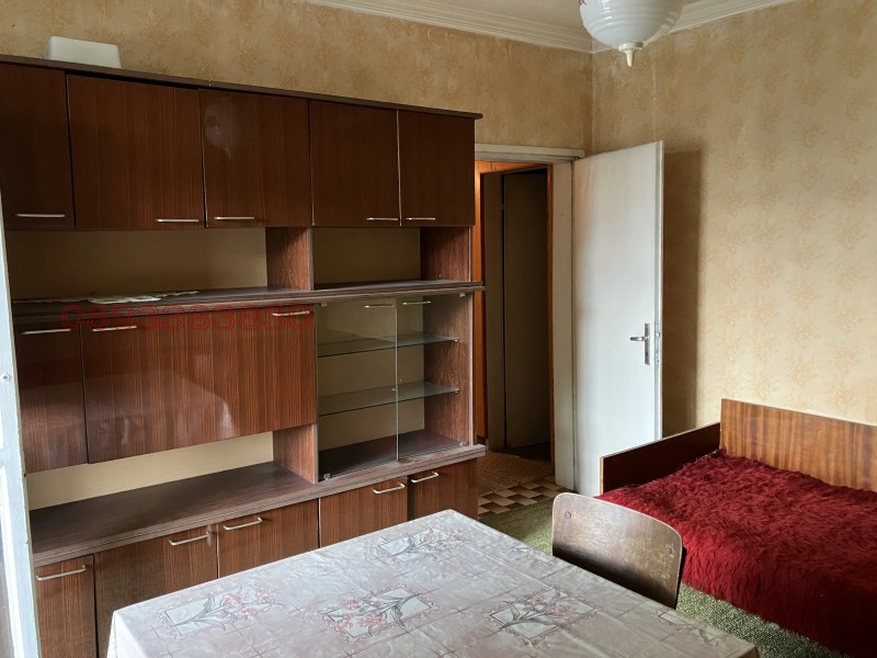 Продава  4-стаен град Шумен , Пазара , 100 кв.м | 18873278 - изображение [8]