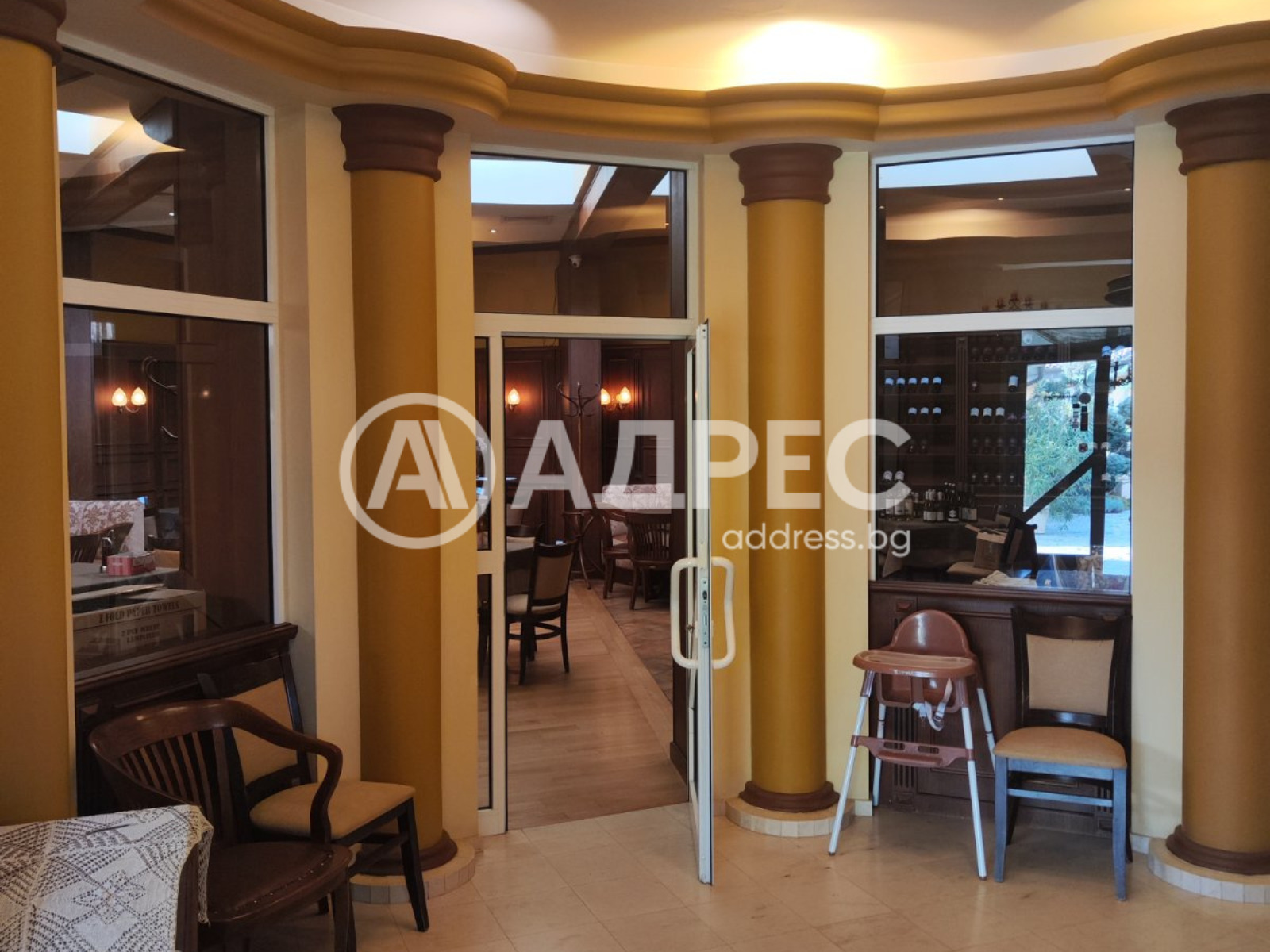 Продава ЗАВЕДЕНИЕ, гр. Хисаря, област Пловдив, снимка 3 - Заведения - 53781394