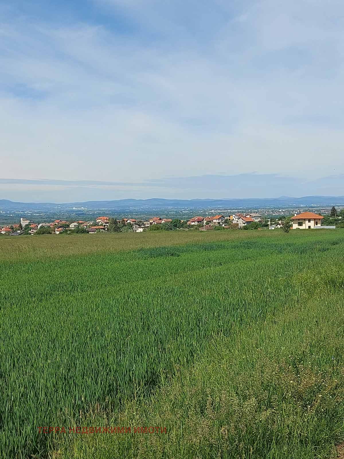Продава ПАРЦЕЛ, гр. София, с. Подгумер